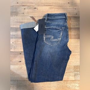 NWT Women’s Silver Skinny Crop Jean